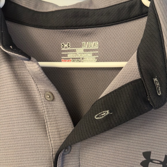 Grey Under Armour polo - Picture 2 of 4